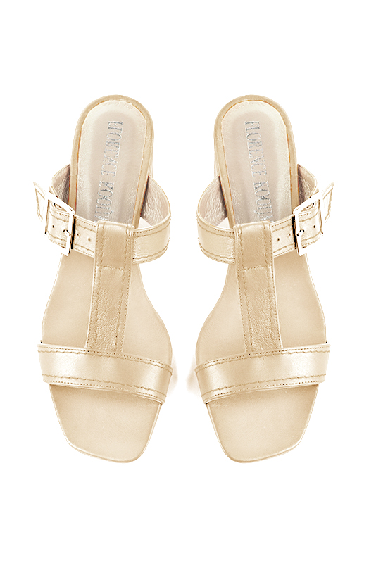 Gold women's fully open mule sandals. Square toe. Low flare heels. Top view - Florence KOOIJMAN